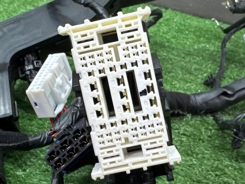 Проводка торпедо Kia Cerato 4 2021 BD