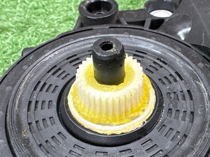 Мотор стеклоподъемника Kia Cerato 4 2021 BD