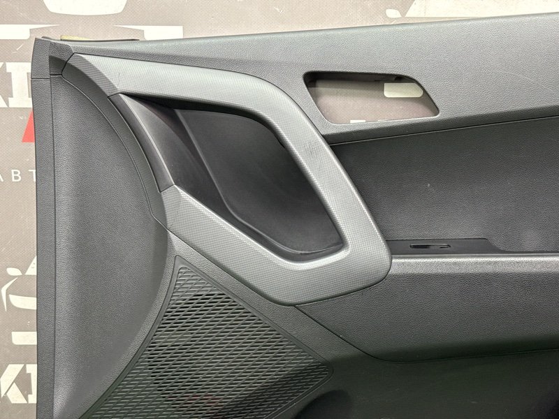 Обшивка двери Hyundai Creta 2017 GS