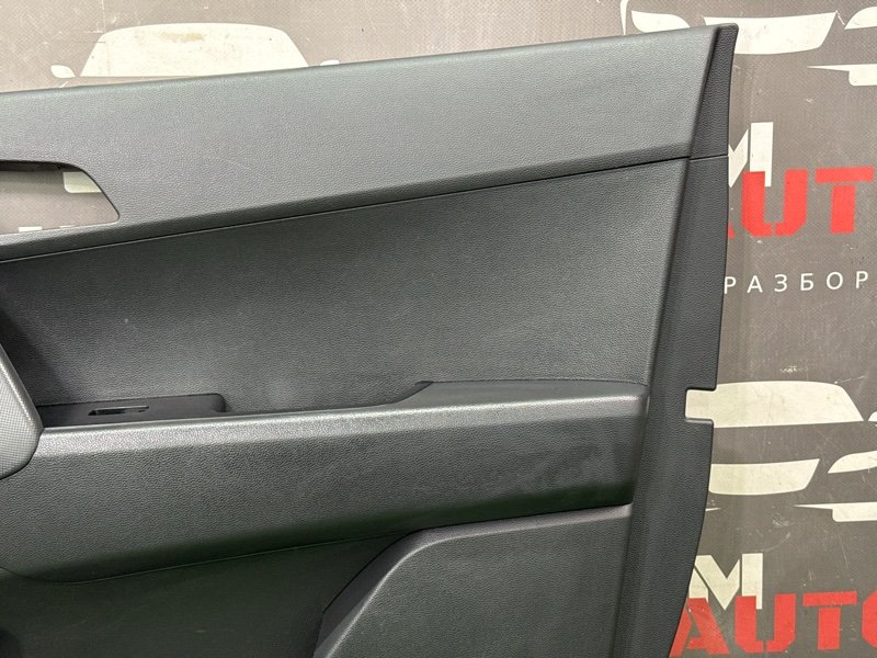 Обшивка двери Hyundai Creta 2017 GS