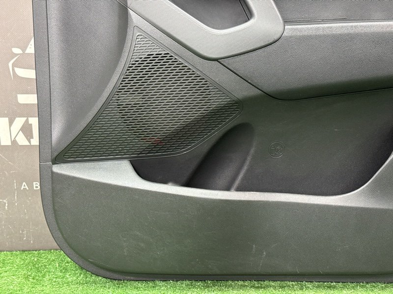 Обшивка двери Hyundai Creta 2017 GS