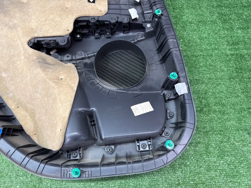 Обшивка двери Hyundai Creta 2017 GS