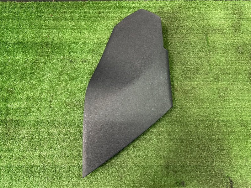 Накладка центральной консоли Kia Cerato 4 2021 BD