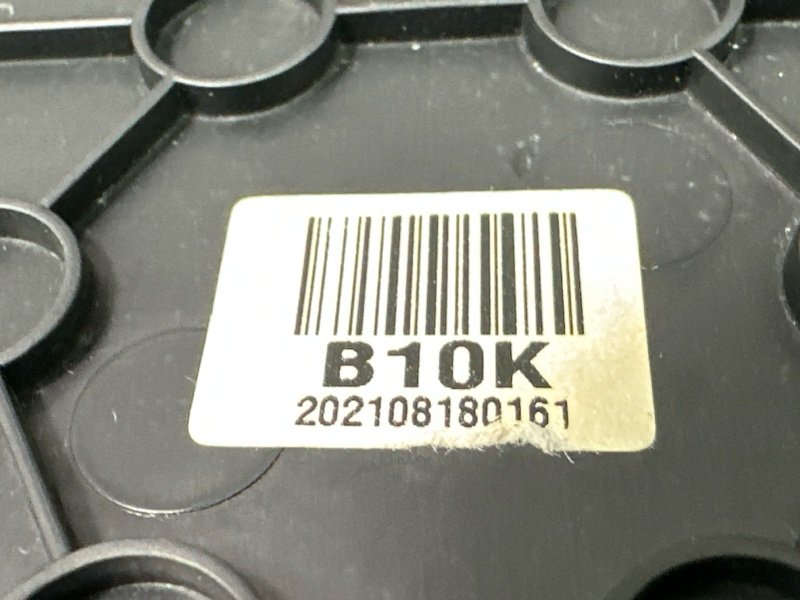 Накладка торпедо боковая Kia Cerato 4 2021 BD