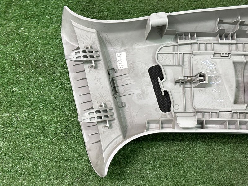 Накладка центральной стойки верхняя Kia Cerato 4 2021 BD