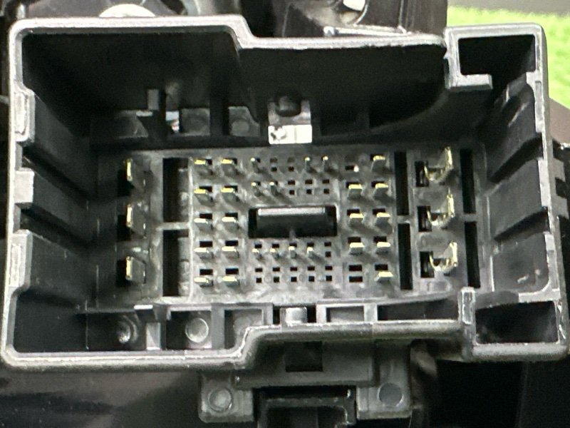 Накладка консоли АКПП Kia Cerato 4 2021 BD