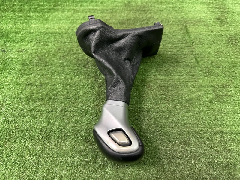 Рукоять с чехлом селектора АКПП Kia Cerato 4 2021 BD