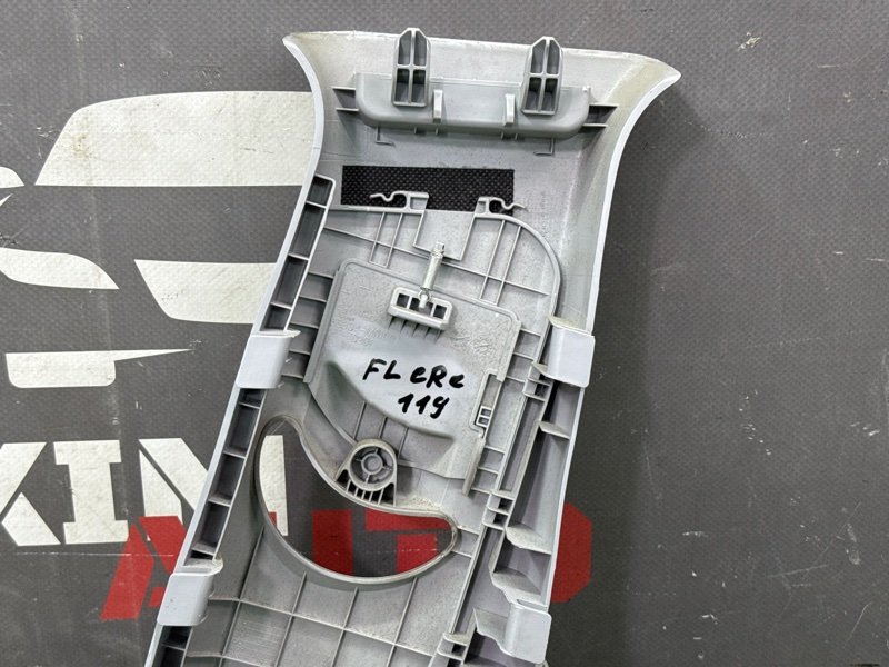 Накладка центральной стойки Hyundai Creta 2017 GS