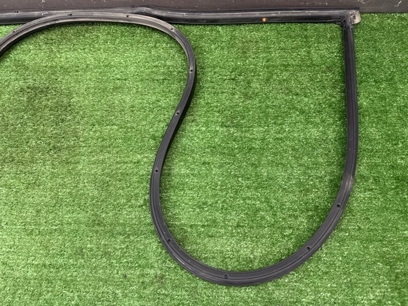 Уплотнитель двери Hyundai Creta 2017 GS