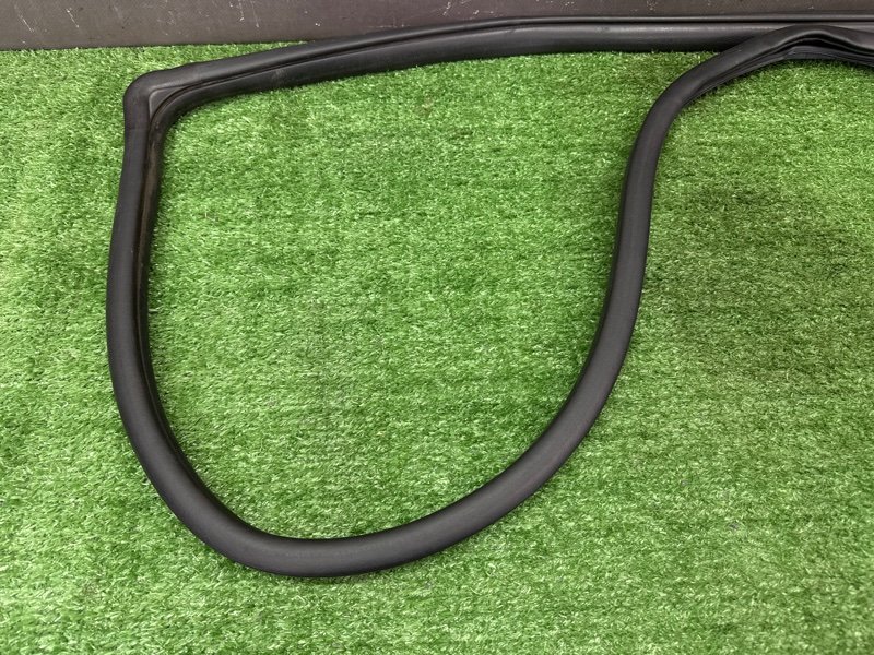 Уплотнитель проема двери Hyundai Creta 2017 GS