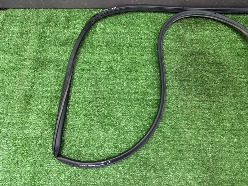 Уплотнитель двери Hyundai Creta 2017 GS