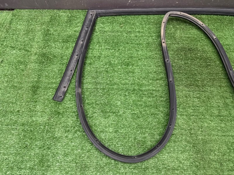 Уплотнитель двери Hyundai Creta 2017 GS