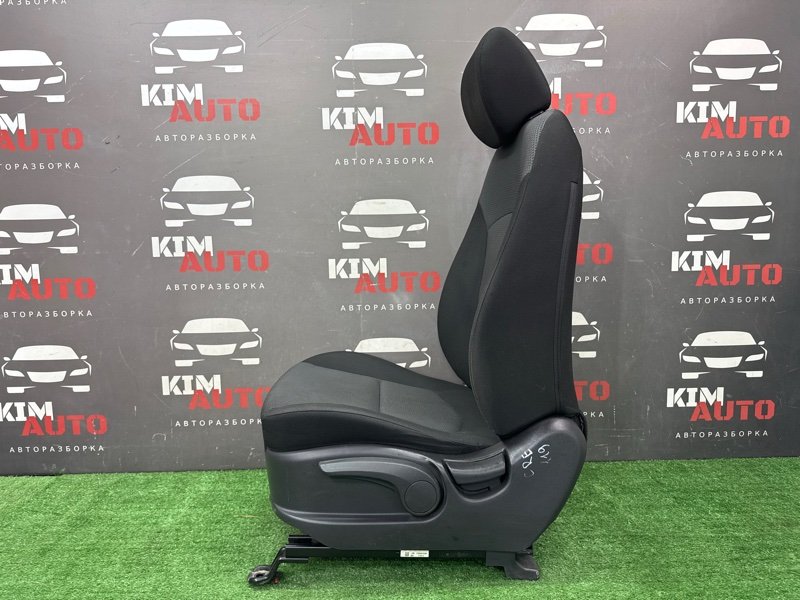 Сиденья передние комплект Hyundai Creta 2017 GS