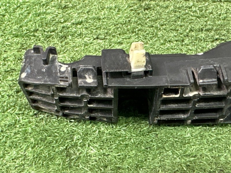 Кронштейн бампера Kia Cerato 4 2021 BD