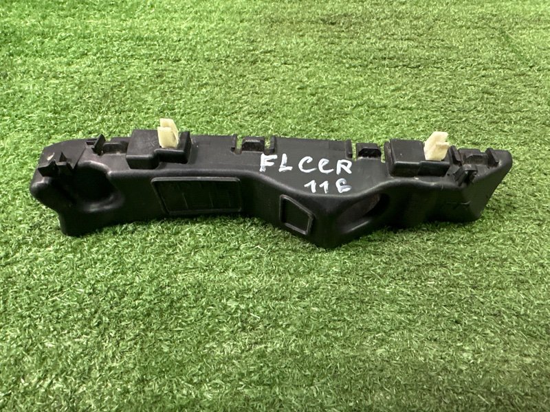 Кронштейн бампера Kia Cerato 4 2021 BD