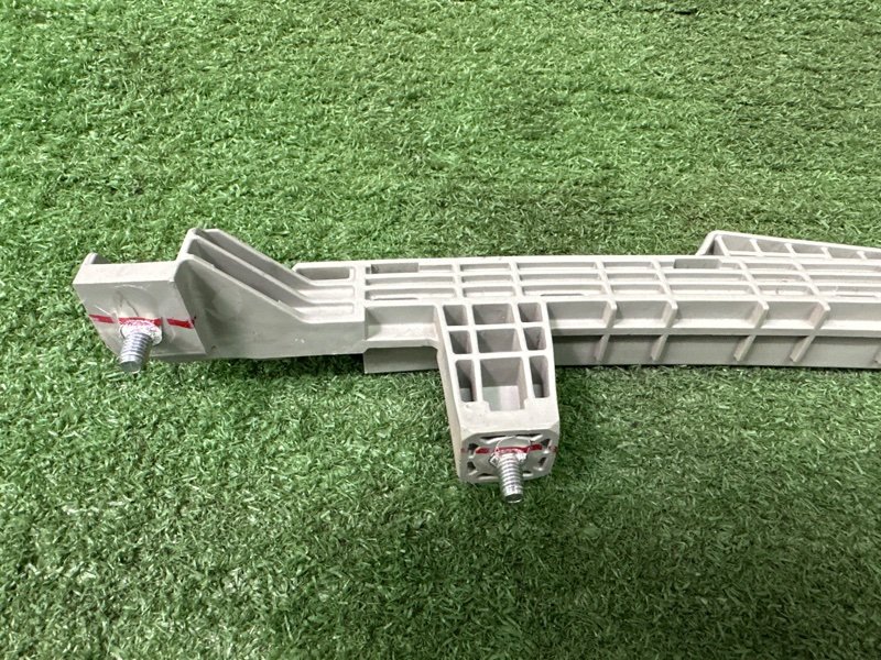 Направляющая стекла двери Kia Cerato 4 2021 BD