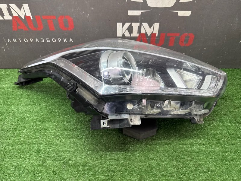 Фара галогеновая с ДХО Hyundai Creta 2017 GS