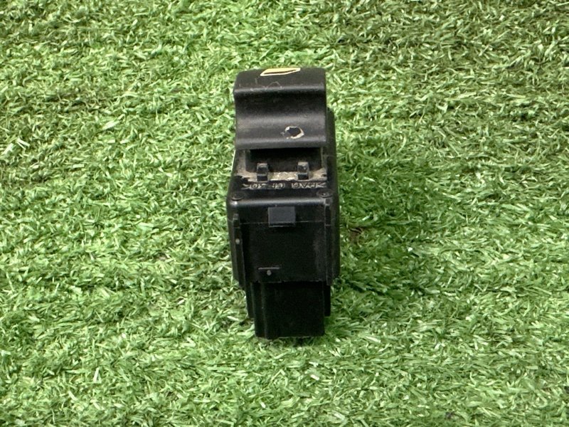 Кнопка стеклоподъемника Citroen C 4