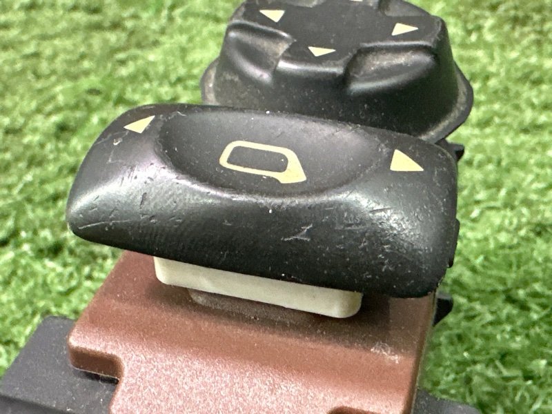 Блок управления стеклоподъемниками Citroen C 4