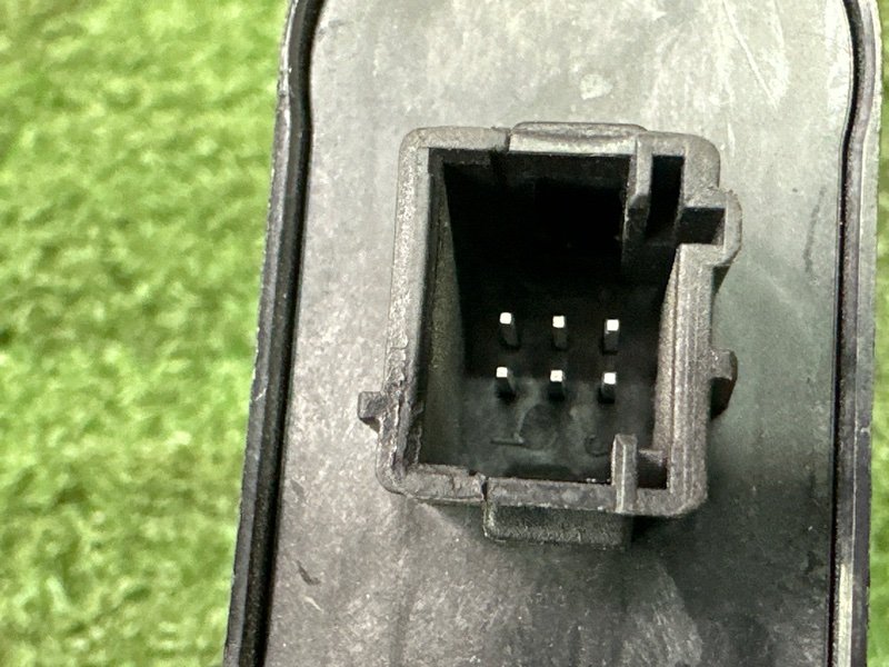 Блок управления стеклоподъемниками Citroen C 4