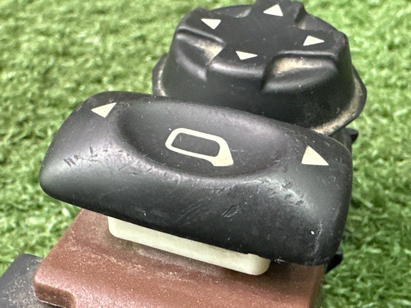 Блок управления стеклоподъемниками Citroen C 4