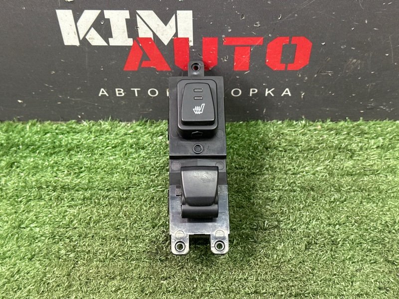 Кнопка стеклоподъемника Hyundai Creta 2017 GS