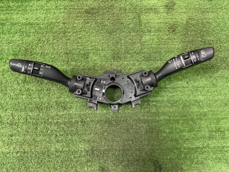 Подрулевой переключатель (гитара) Hyundai Creta 2017 GS