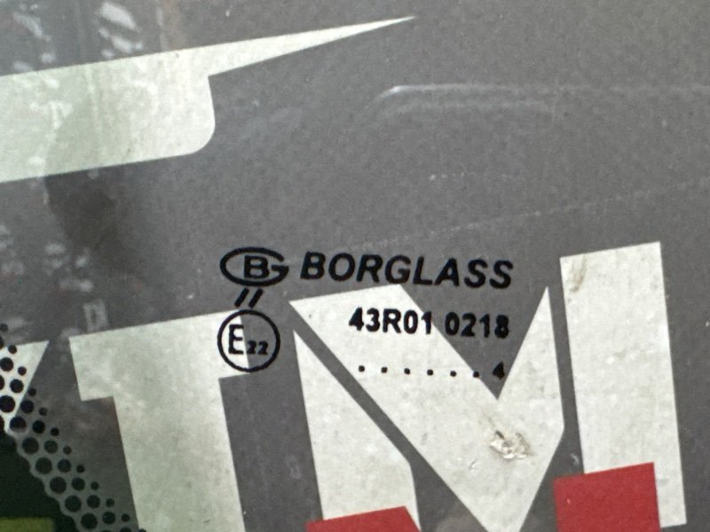 Стекло лобовое Hyundai Solaris 1 2013 RB