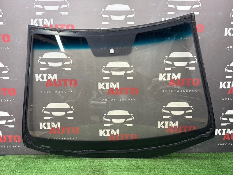 Стекло лобовое Hyundai Solaris 1 2013 RB