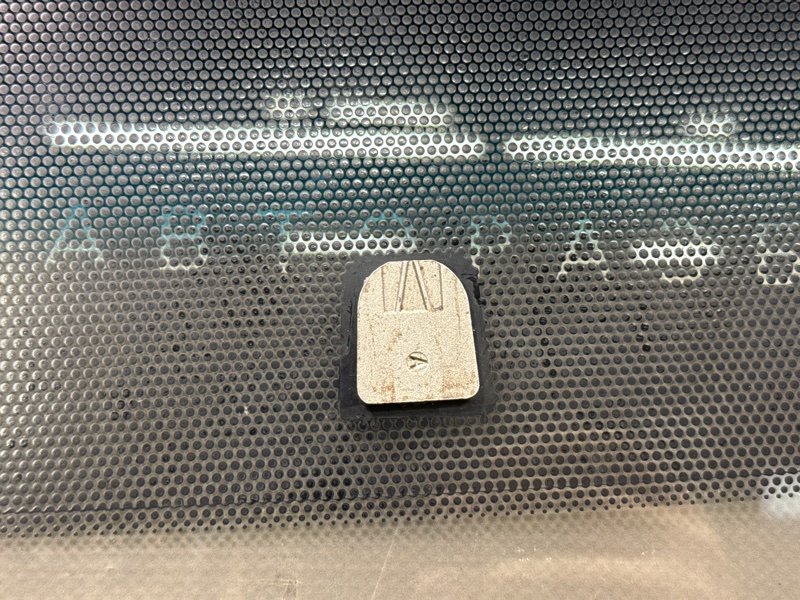 Стекло лобовое Hyundai Solaris 1 2013 RB