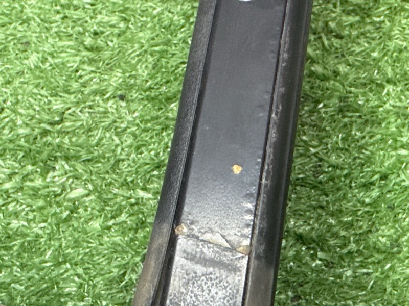 Уплотнитель стекла направляющий Hyundai Creta 2017 GS