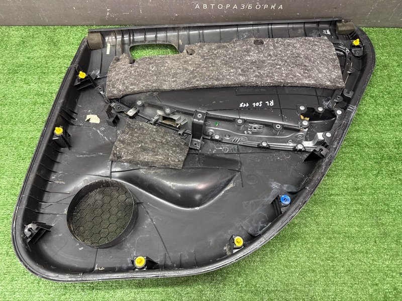 Обшивка двери Hyundai Solaris 1 2013 RB