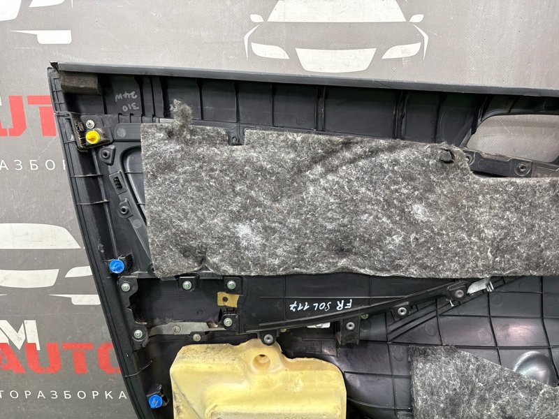 Обшивка двери Hyundai Solaris 1 2013 RB