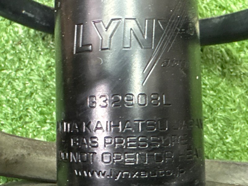 Амортизатор в сборе Hyundai Solaris 1 2013 RB