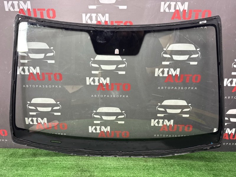 Стекло лобовое Kia Rio 4 2019 FB