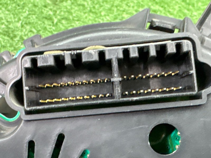 Панель приборов SuperVision Hyundai Solaris 1 2013 RB