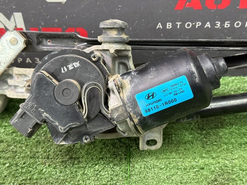 Трапеция дворников с мотором Hyundai Solaris 1 2013 RB