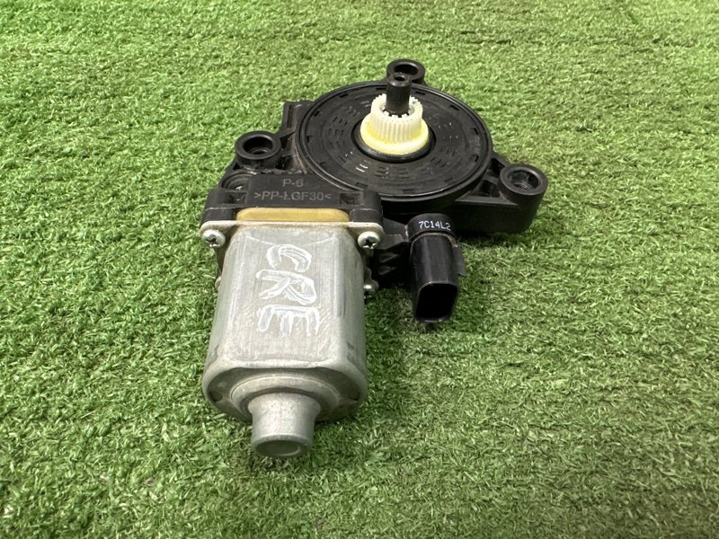 Мотор стеклоподъемника Hyundai Creta 2017 GS