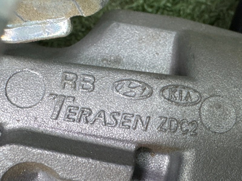 Замок зажигания, личинка двери и ключ Hyundai Solaris 1 2013 RB