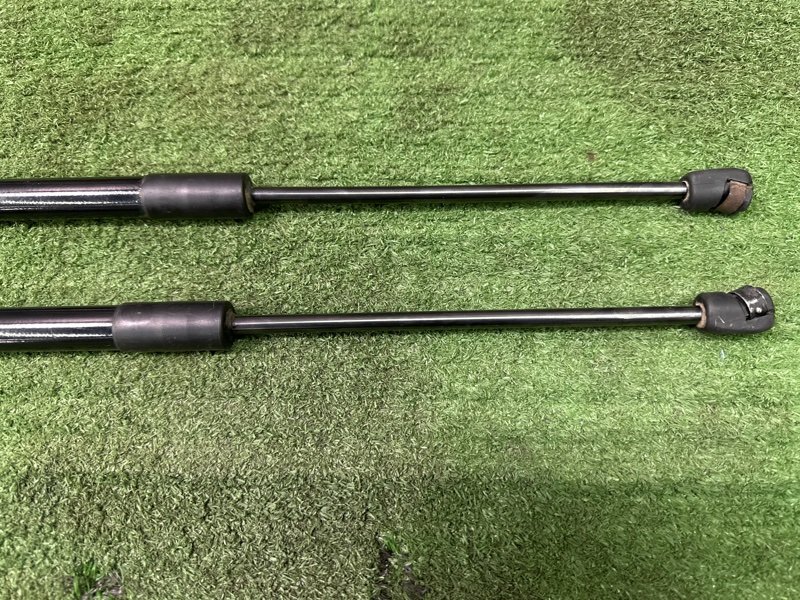 Амортизатор крышки багажника Hyundai Creta 2017 GS