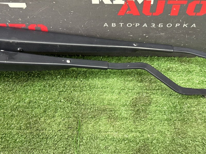 Поводки дворников Hyundai Solaris 1 2013 RB