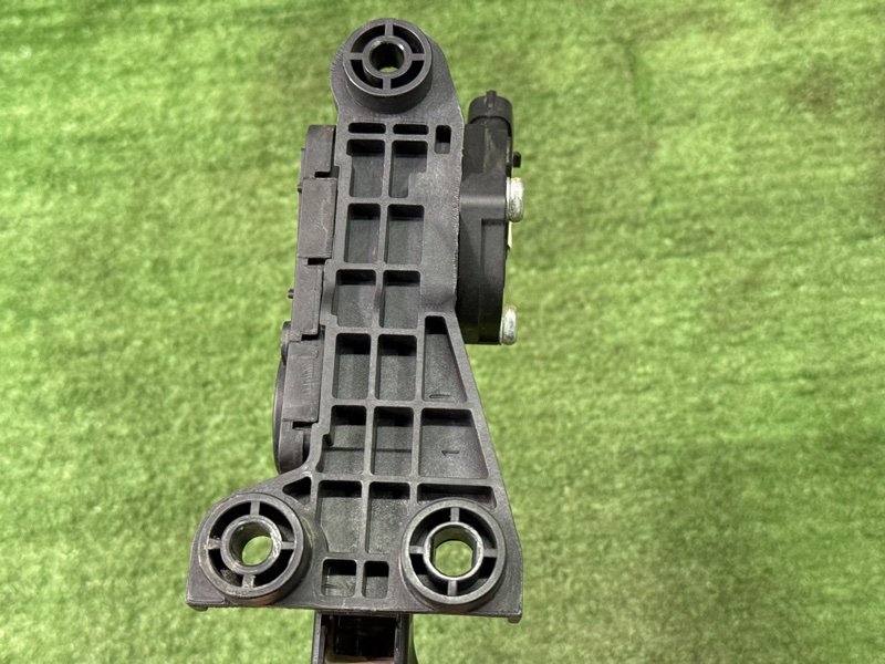 Педаль газа Hyundai Solaris 1 2013 RB