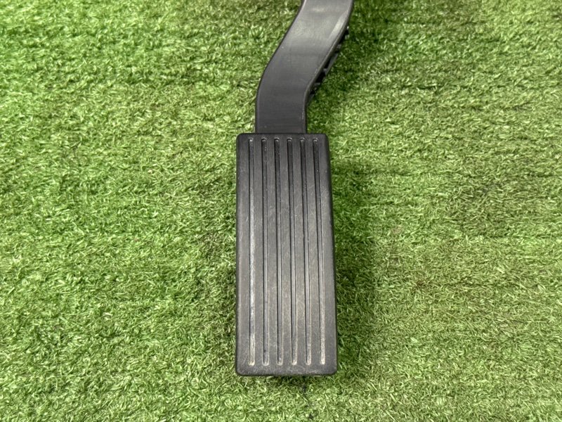 Педаль газа Hyundai Solaris 1 2013 RB