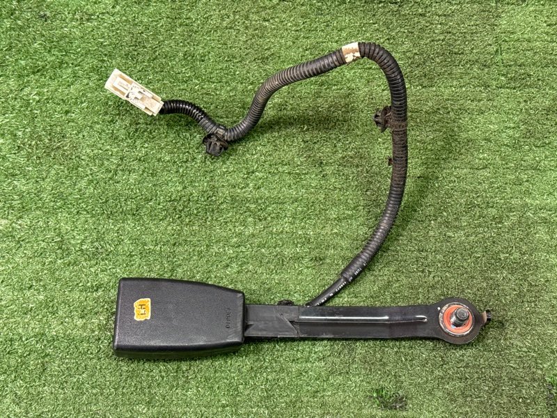 Замок ремня безопасности Hyundai Solaris 1 2013 RB