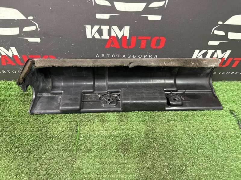 Дефлектор радиатора Hyundai Solaris 1 2013 RB