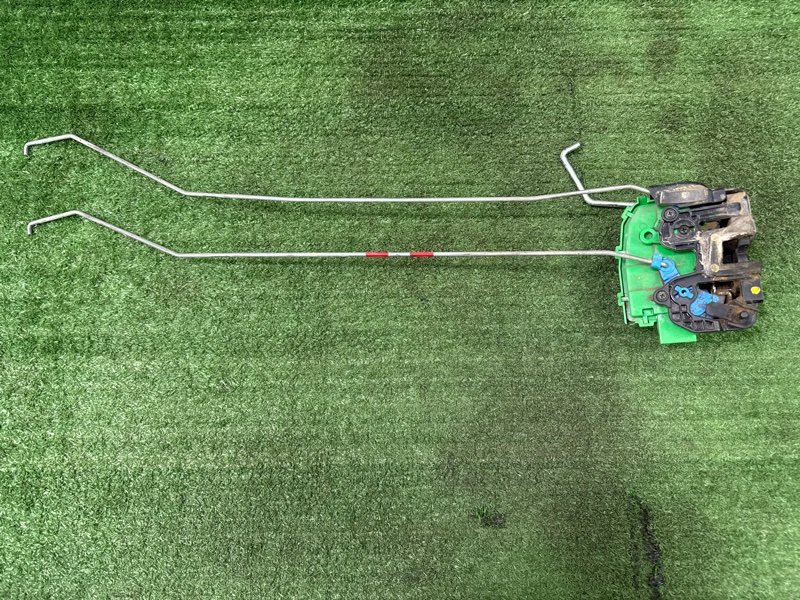 Замок двери Hyundai Solaris 1 2013 RB