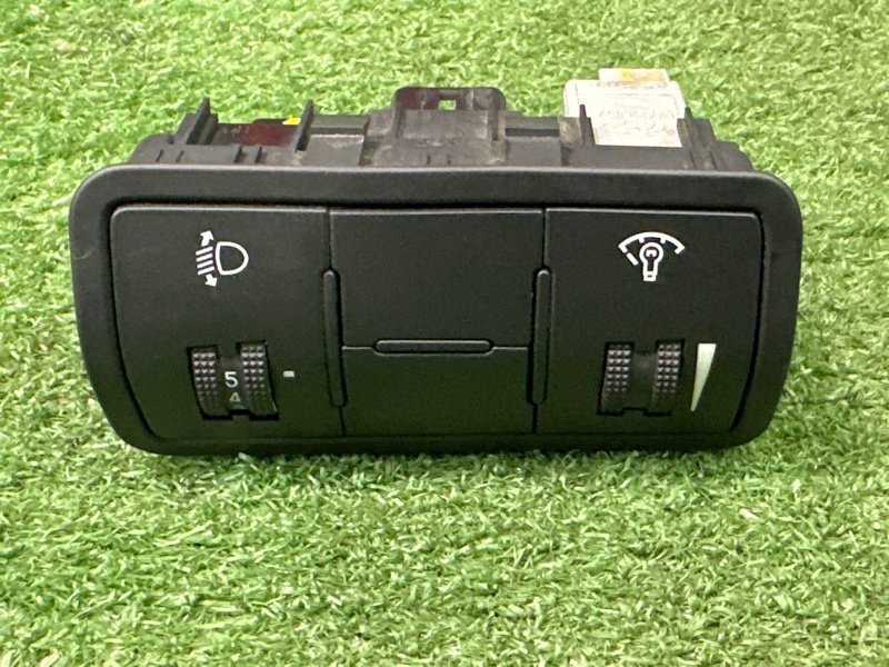 Блок кнопок Корректор фар Hyundai Solaris 1 2013 RB