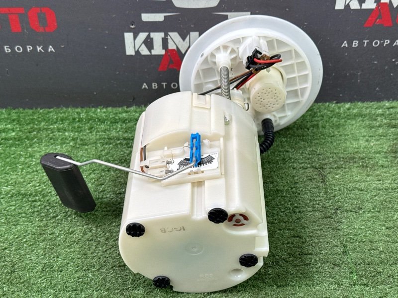 Насос топливный (Бензонасос) Hyundai Solaris 1 2013 RB