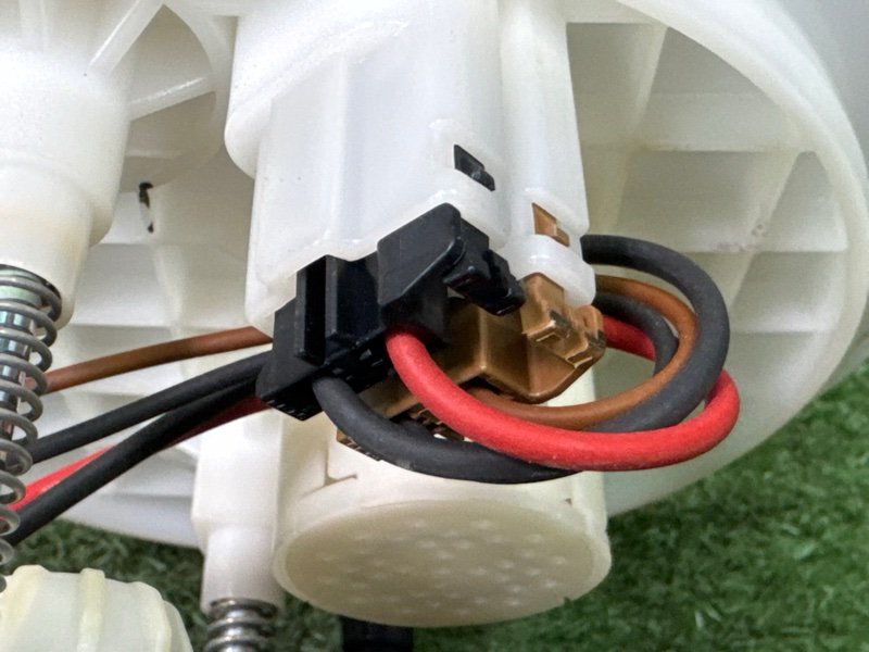 Насос топливный (Бензонасос) Hyundai Solaris 1 2013 RB