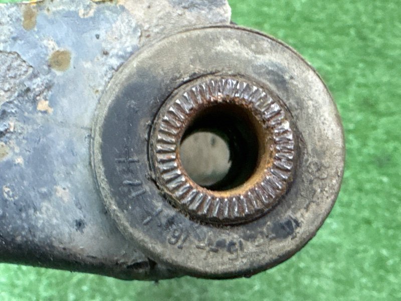 Рычаг подвески Hyundai Solaris 1 2013 RB